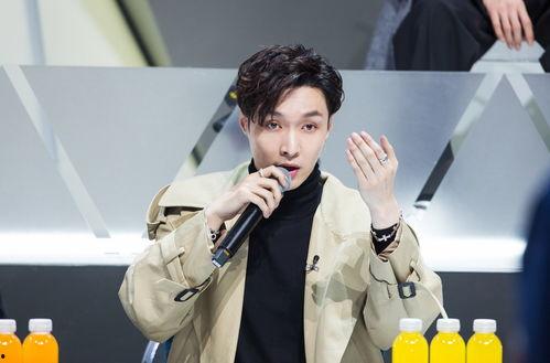 张艺兴爆料海南女孩视频,海南女孩的独特魅力瞬间  第1张